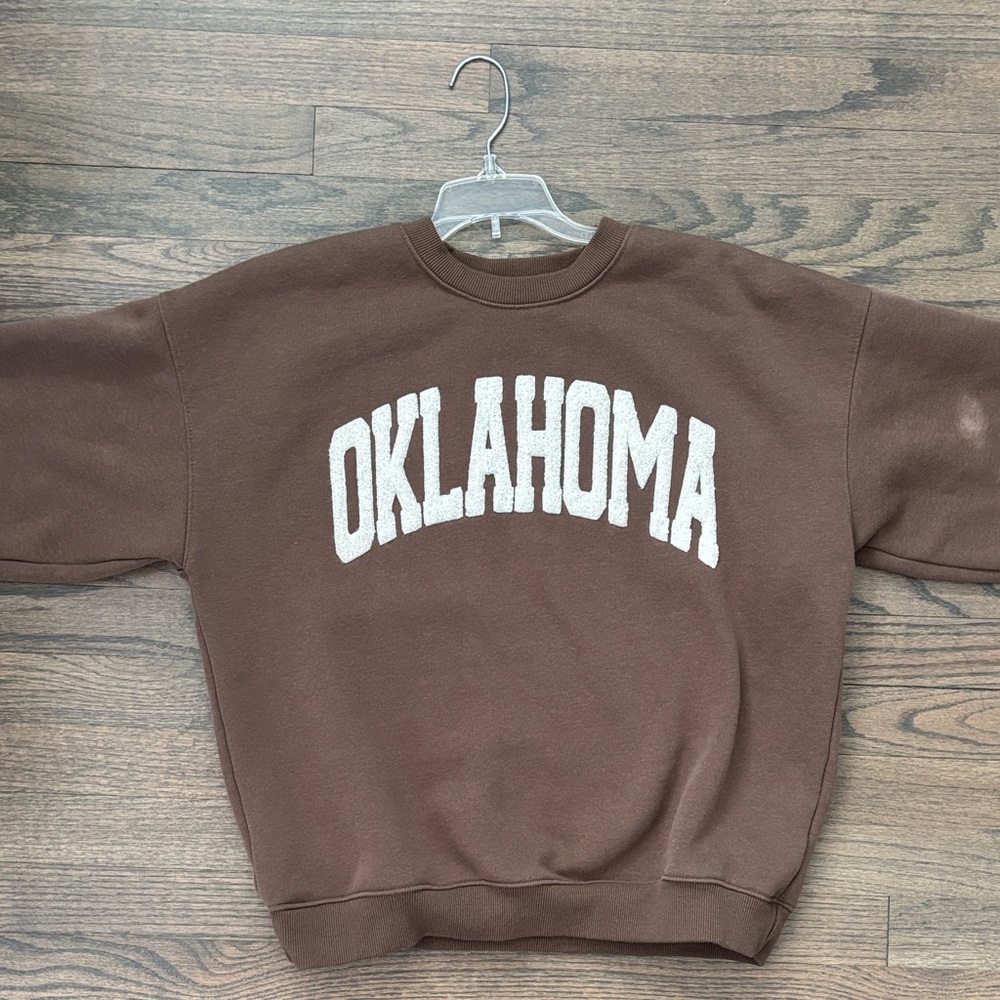 Brown Crewneck Sweatshirt with White 'OKLAHOMA' Applique